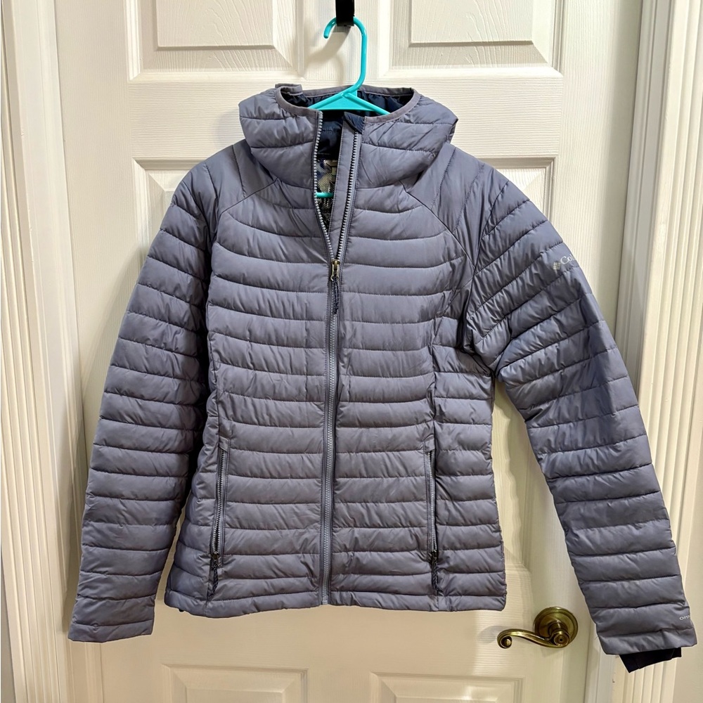 Columbia Women's White Out ll Omni Heat Hooded Jacket Puffer. Like new, Medium.